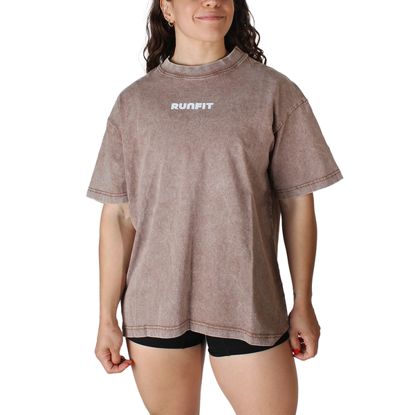 Playera - Oversized Classic RUNFIT Cafe